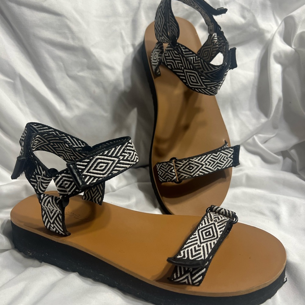 Madewell Womens Maggie Platform Sandals Size 7 Black White Embroidered Strap